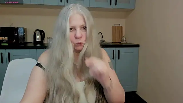 Snapshot of mariabelladonna chatting on March 13, 2026, 10:27 pm mariabelladonna online show from March 13, 2026, 10:27 pm