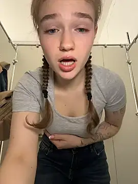 RussianWoman online show from June 2, 2026, 3:30 am