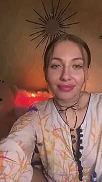 Alice Picasso online show from February 8, 2026, 7:28 pm