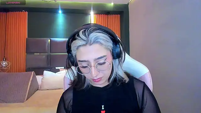 GabyRose9 online show from May 6, 2026, 4:30 am