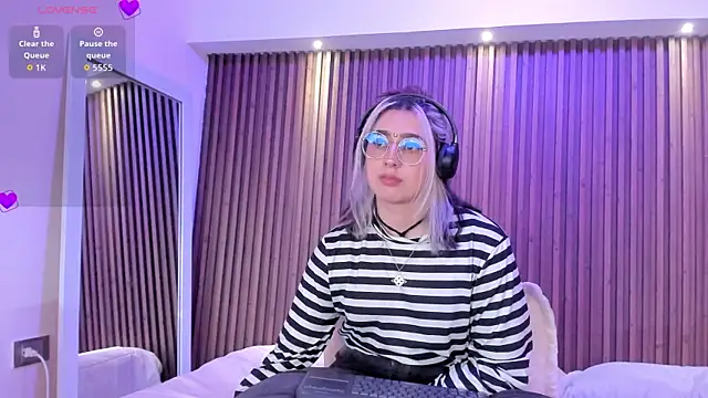 GabyRose9 online show from June 16, 2026, 7:49 pm
