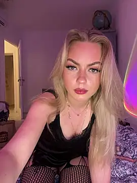 linafuntime online show from February 1, 2026, 8:29 pm