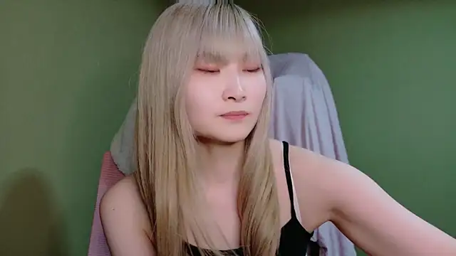 miyu0003 online show from March 8, 2026, 12:31 pm