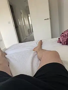 Snapshot of -bfc1882- chatting on March 5, 2026, 11:06 am -bfc1882- online show from March 5, 2026, 11:06 am