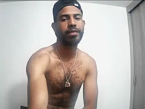 alberthot11 online show from December 17, 2025, 4:24 pm