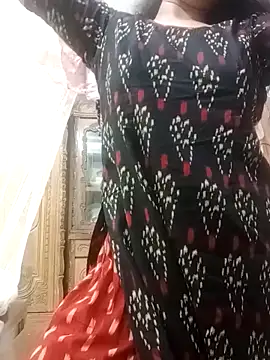 Farihasultana30 online show from May 5, 2026, 3:42 pm