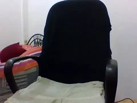 Snapshot of TricksySL chatting on February 15, 2026, 4:03 pm TricksySL online show from February 15, 2026, 4:03 pm