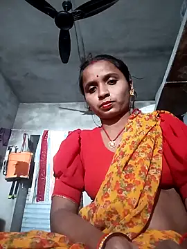 Snapshot of Hot_erion chatting on November 24, 2025, 10:48 am Hot erion online show from November 24, 2025, 10:48 am