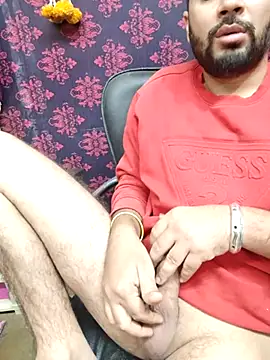 Cute Lucky online show from November 20, 2025, 4:45 am