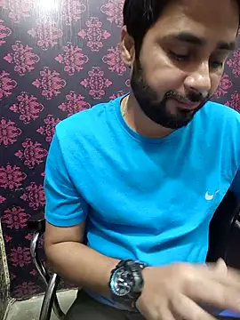 Cute Lucky online show from April 27, 2026, 12:47 pm