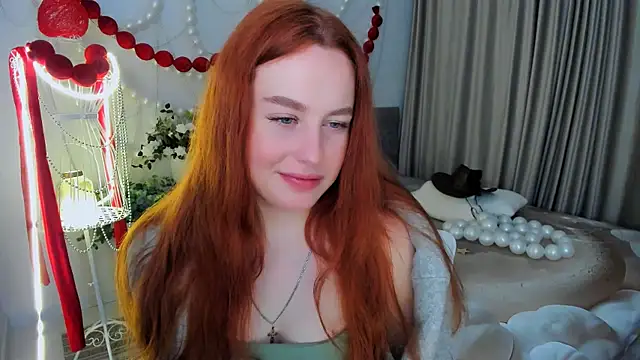AirySilhouette online show from April 30, 2026, 7:09 pm