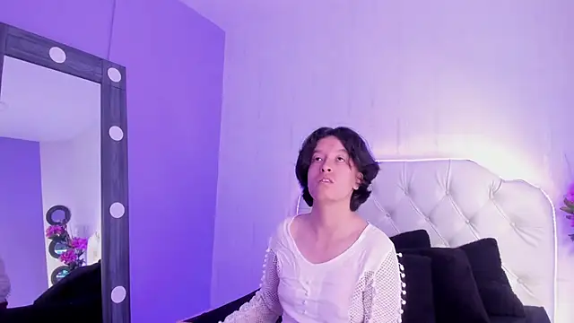 CoralAndOcean  online show from December 1, 2025, 1:05 pm