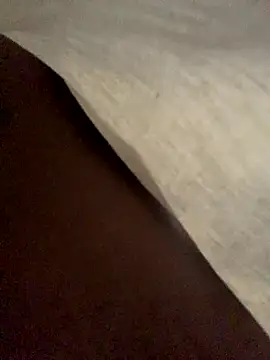 Snapshot of laperson chatting on December 22, 2025, 11:40 am laperson online show from December 22, 2025, 11:40 am