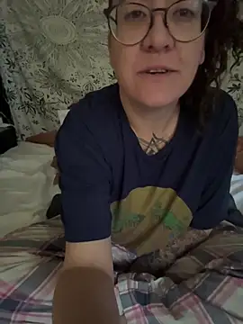 sareberr420 online show from May 8, 2026, 10:09 am