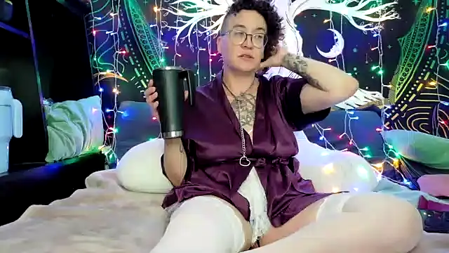 Snapshot of sareberr420 chatting on July 12, 2026, 3:03 pm sareberr420 online show from July 12, 2026, 3:03 pm