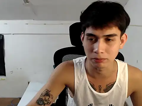 DecentGUy04 online show from November 20, 2025, 5:56 pm