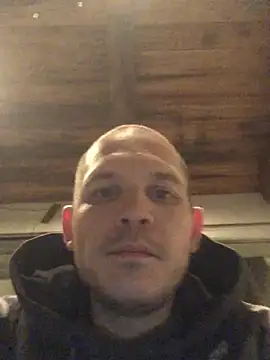 Spielzeugtwink online show from March 2, 2026, 10:38 pm