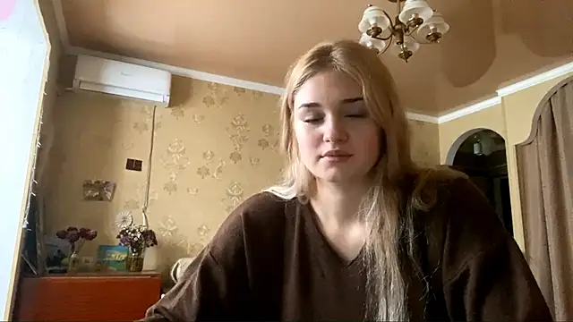 Malley Saunds online show from December 4, 2025, 8:45 am