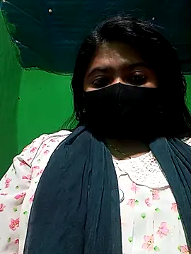 Small girls online show from November 20, 2025, 5:23 pm