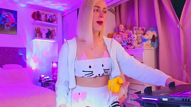 MadamBarbiee online show from January 5, 2026, 11:41 pm