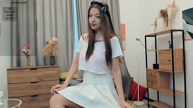 Snapshot of SalliePrutt chatting on December 4, 2025, 7:39 am SalliePrutt online show from December 4, 2025, 7:39 am