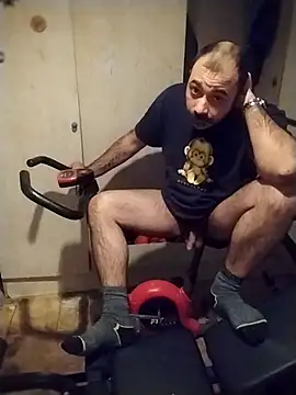 Jonas199100 online show from November 30, 2025, 4:49 am