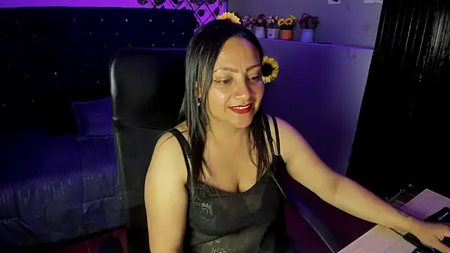 Dasha Brunn online show from February 4, 2026, 2:17 am