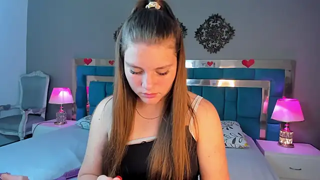 LiiaVelvet online show from March 26, 2026, 3:34 am