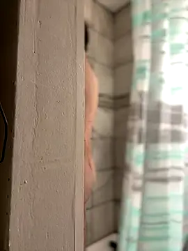 strippingmale1 online show from December 17, 2025, 1:44 am