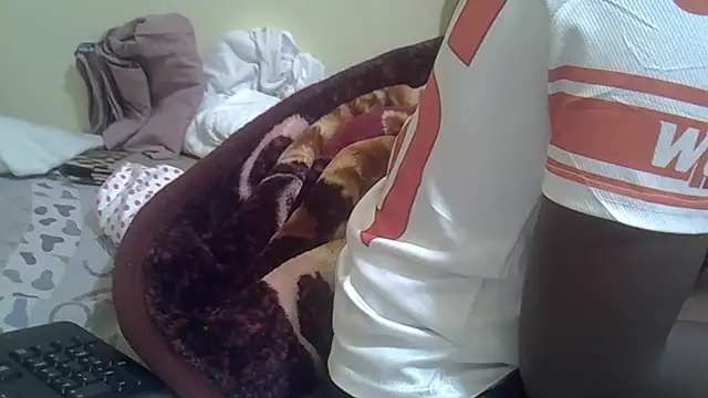 Snapshot of beautyfultits chatting on March 1, 2026, 6:59 am beautyfultits online show from March 1, 2026, 6:59 am