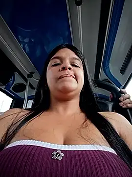 Layla-daring online show from March 16, 2026, 8:24 pm