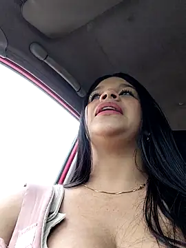Layla-daring online show from June 18, 2026, 5:50 pm