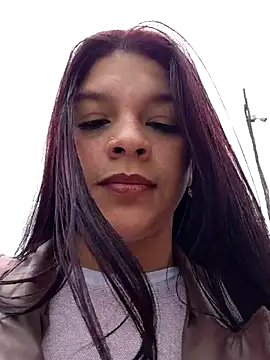 Layla-daring online show from July 9, 2026, 6:23 pm