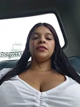Layla-daring online show from August 5, 2026, 6:44 pm