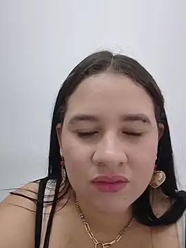 Snapshot of Kendra-daring chatting on May 22, 2026, 4:45 pm Kendra-daring online show from May 22, 2026, 4:45 pm