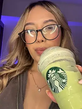 saliha pinky  online show from November 26, 2025, 11:39 pm