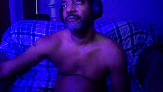 helickemdry22 online show from December 5, 2025, 12:47 pm