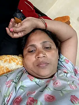 luxneha online show from November 20, 2025, 7:41 am