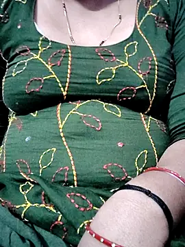 yamunna647 online show from November 20, 2025, 11:10 am