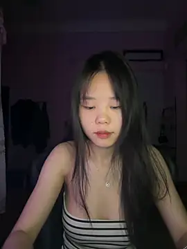 Kiee-lee online show from May 5, 2026, 10:29 pm