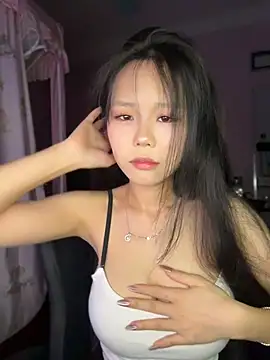Kiee-lee online show from June 10, 2026, 4:17 pm