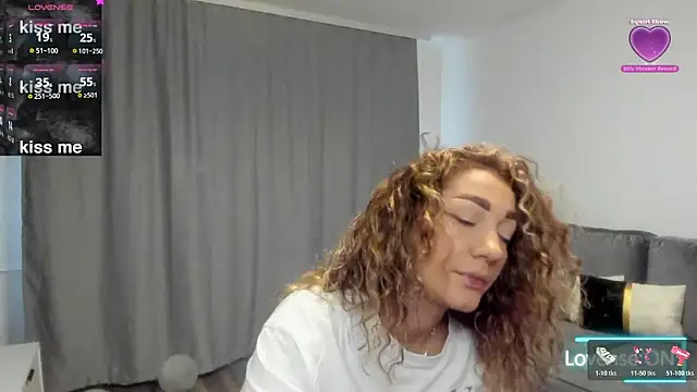 rossana doll online show from February 21, 2026, 8:15 am