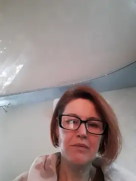 Snapshot of LanaOlbenst chatting on December 5, 2025, 7:06 am LanaOlbenst online show from December 5, 2025, 7:06 am