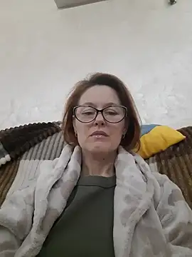 Snapshot of LanaOlbenst chatting on December 21, 2025, 2:02 pm LanaOlbenst online show from December 21, 2025, 2:02 pm