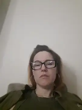 LanaOlbenst online show from May 6, 2026, 6:35 pm