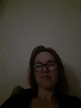 LanaOlbenst online show from June 19, 2026, 9:29 pm