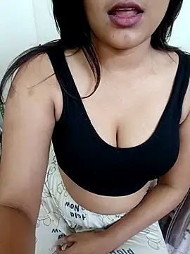 kajal gupta1 online show from December 17, 2025, 6:30 am