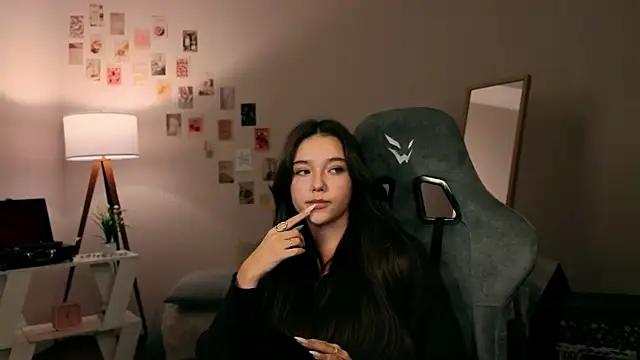 Vexorine online show from November 29, 2025, 8:01 pm