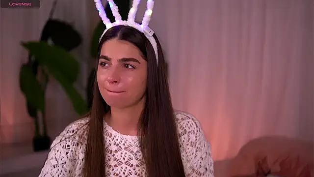 PureEllieX online show from February 5, 2026, 7:02 am