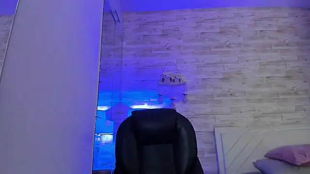 Emir Ozan  online show from January 17, 2026, 2:27 am